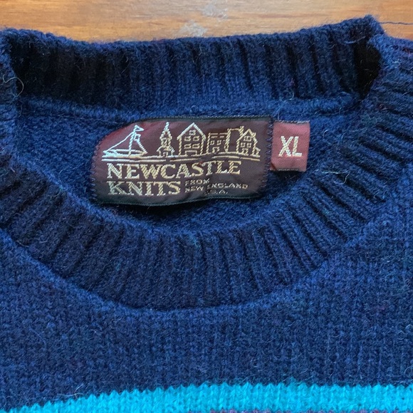 Mens XL Long Sleeve Crew Neck Newcastle Knits Navy Wool Sweater - Picture 2 of 6